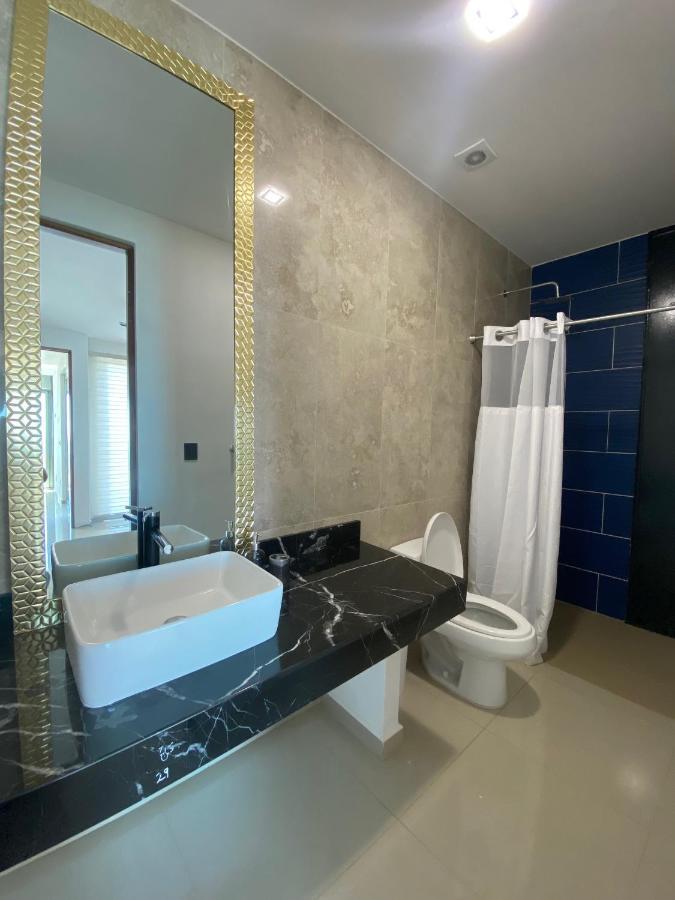 Angelina 28 Beachfront And Family Apartments - Modern And Relaxing Long Stays - 20 Min From Cancun Airport Puerto Morelos Exterior photo